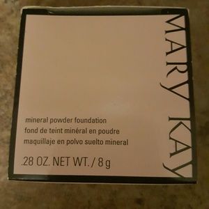 Mineral Powder Foundation